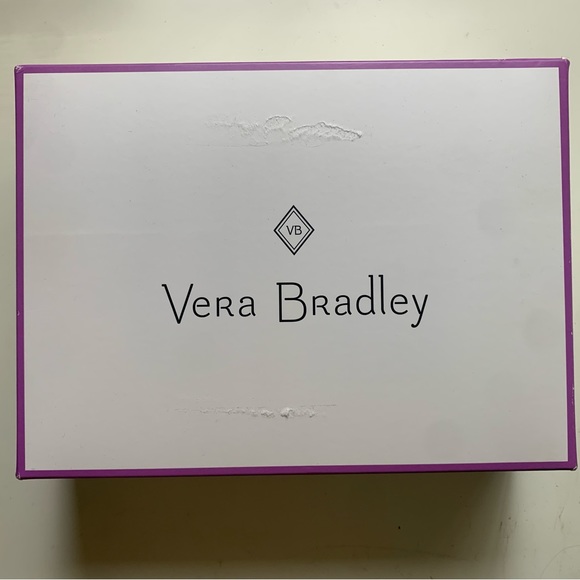 Vera Bradley Flip Flops - Picture 3 of 5